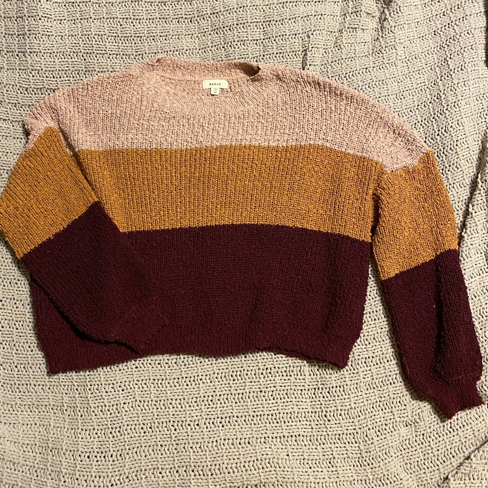 Cropped popcorn knit color block sweater!
